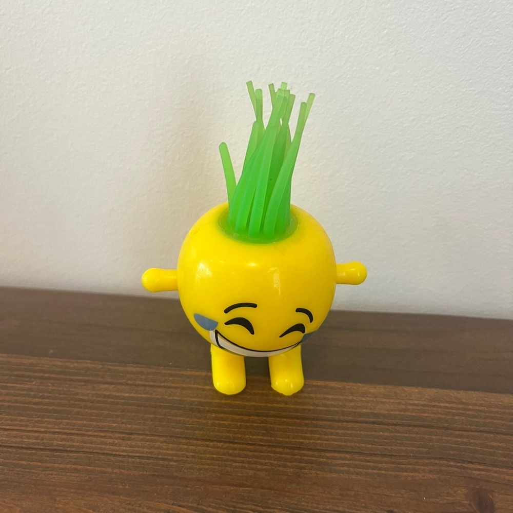 Emoji Grass Head stress ball